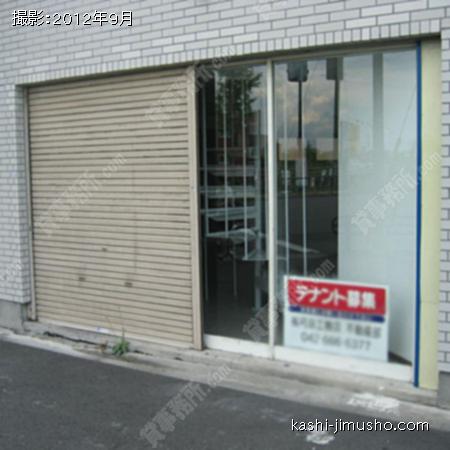  ビル入口