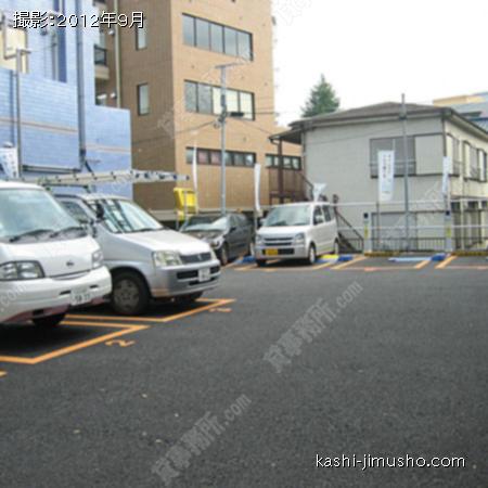  近隣駐車場