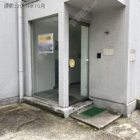 貸室入口(1階)