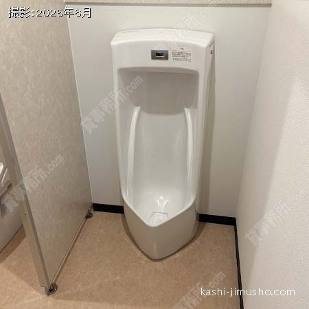 男性トイレ