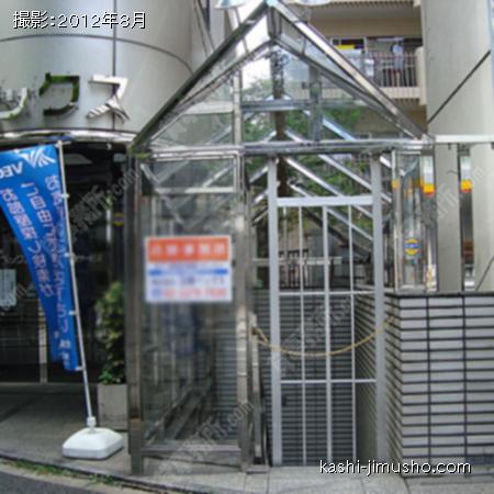  貸室入口