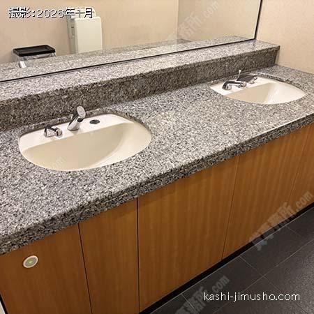 男性トイレ 男性トイレ