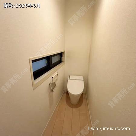 トイレ(1階102号室)