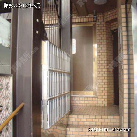 エントランス 