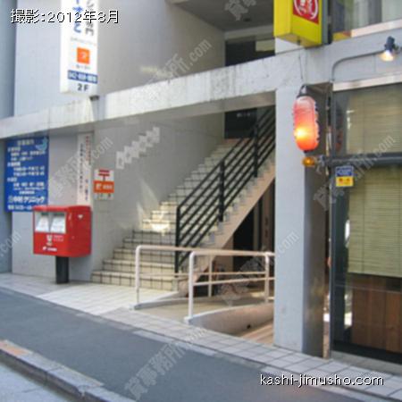  ビル入口