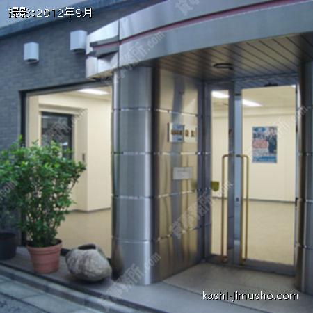  １階入口