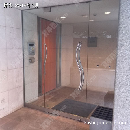 エントランスドア