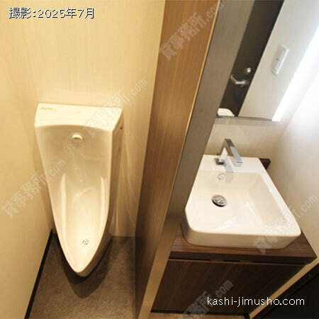 男性トイレ