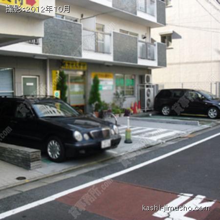 駐車場 