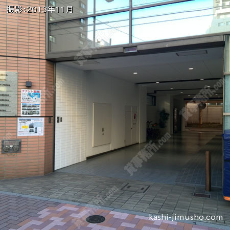 ビル入口② ビル入口②