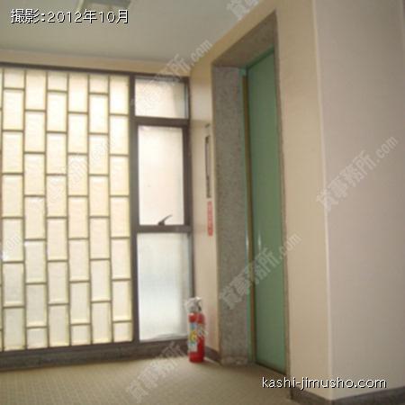 エレベーターホール 
