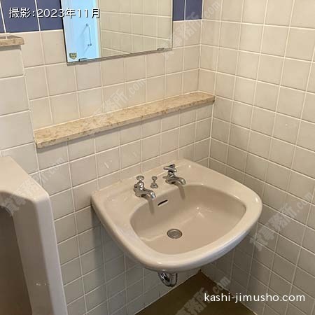 男性トイレ 男性トイレ