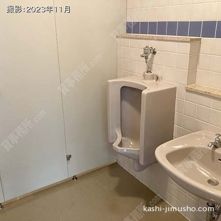 男性トイレ 男性トイレ