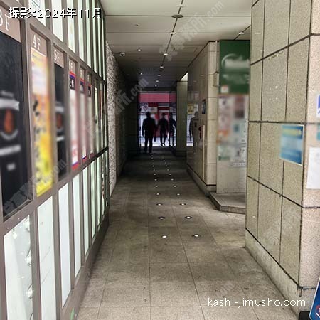 ビル入口