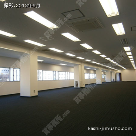 貸室内
