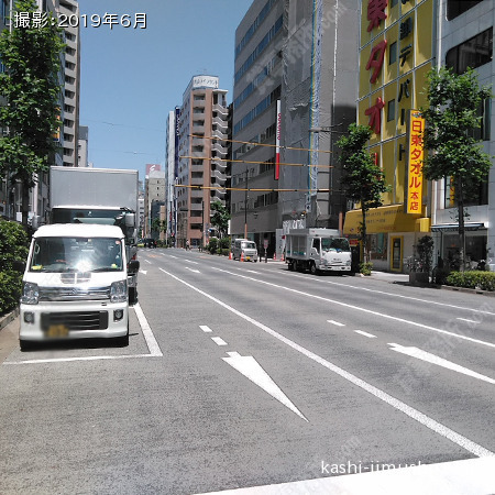 前面道路(清洲橋通り)