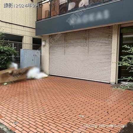 ビル前面