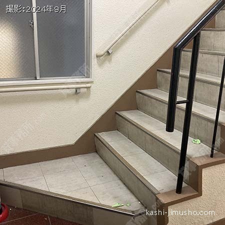 共用階段
