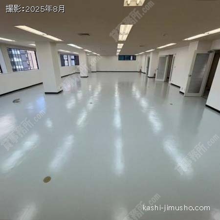 貸室内(8階)