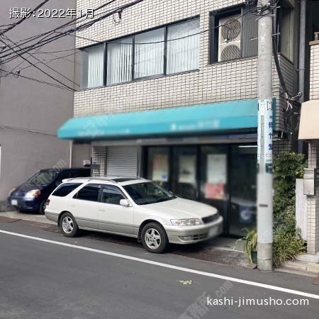 ビル前面