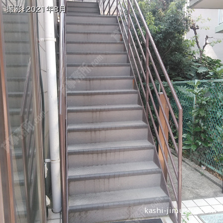 共用階段