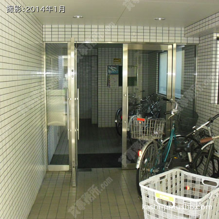 エントランスドア