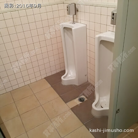 男性トイレ2