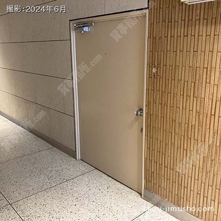 貸室入口(1階)
