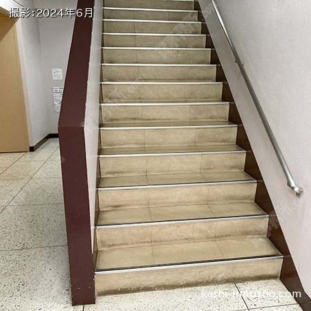 共用階段