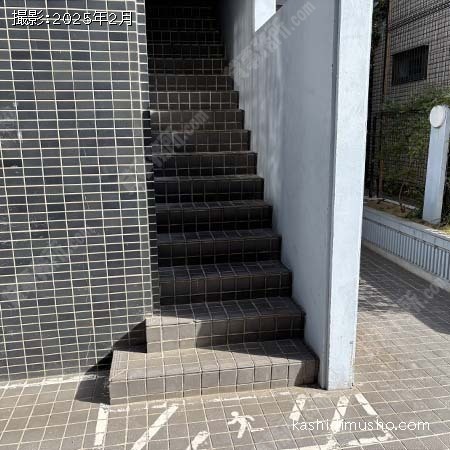 共用階段