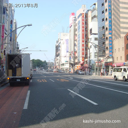 前面道路（中央通り）
