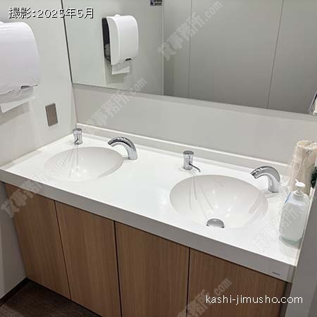 男性トイレ