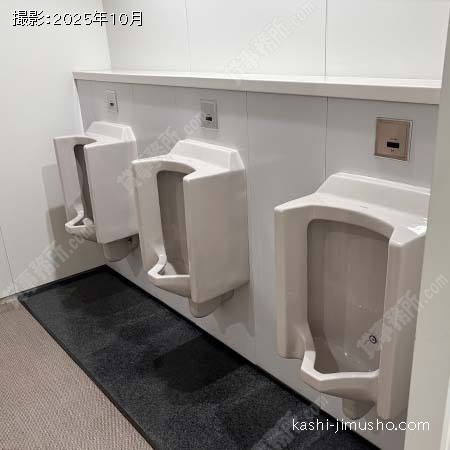 男性トイレ 男性トイレ