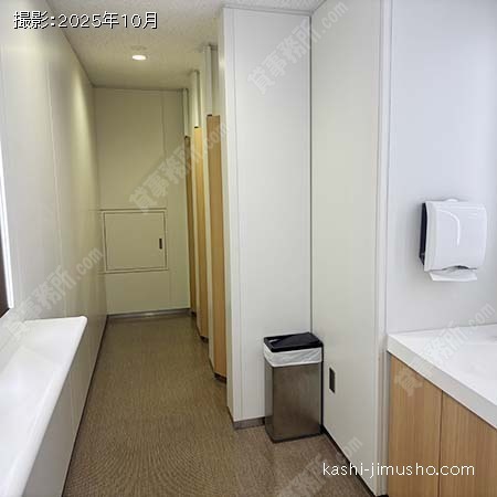 女性トイレ 女性トイレ