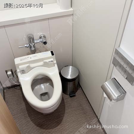 女性トイレ 女性トイレ