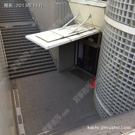地下入口