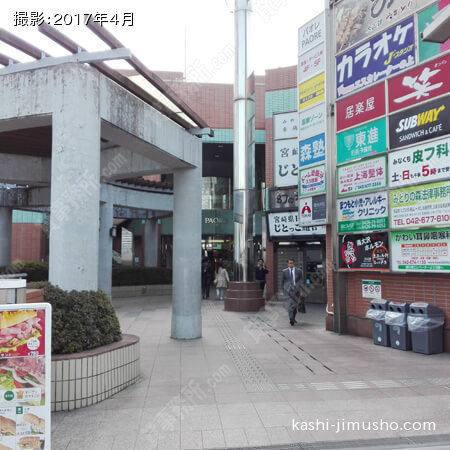 最寄駅側入口アプローチ
