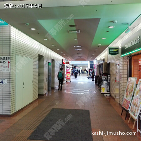 最寄駅側入口エントランス