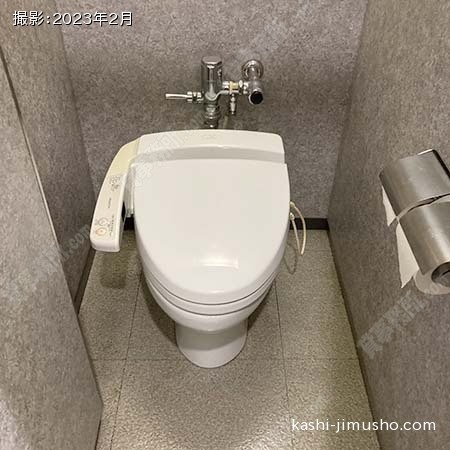 男性トイレ