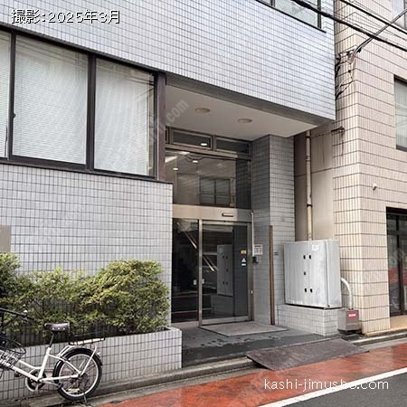 ビル前面