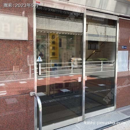 ビル入口