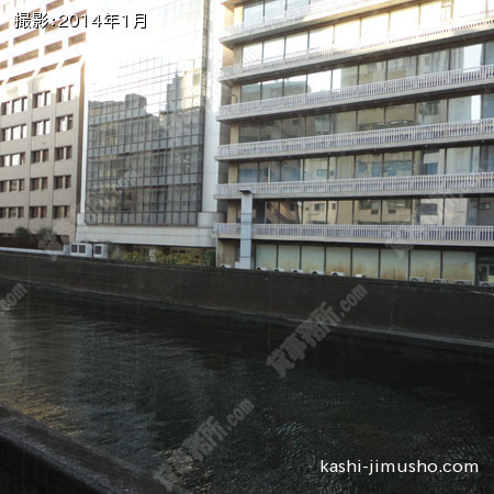 裏面の神田側 裏面の神田側