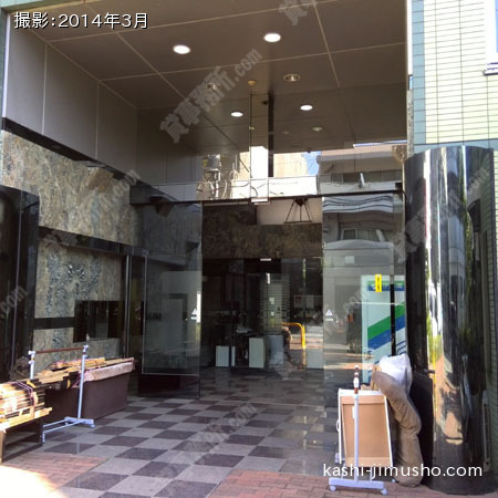 ビル入口