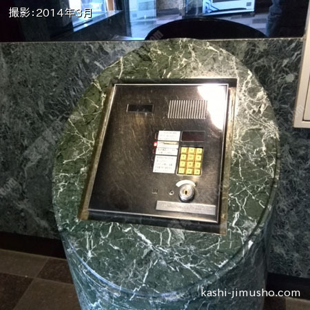 インターホン