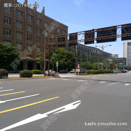 前面道路（桜田通り）