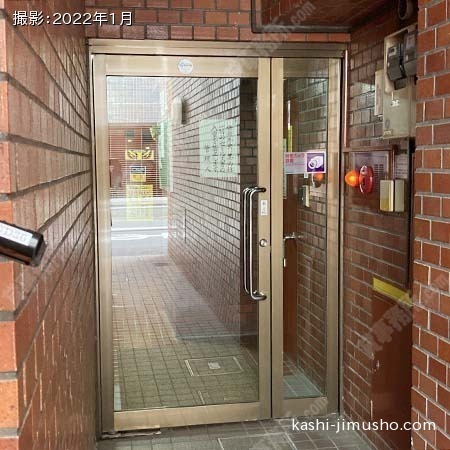 建物入口