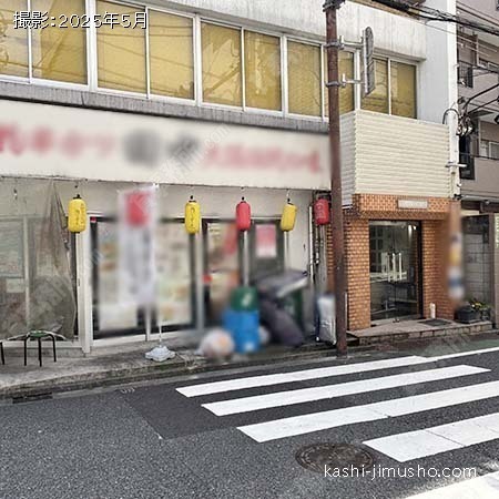 ビル前面