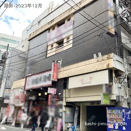 ビル前面