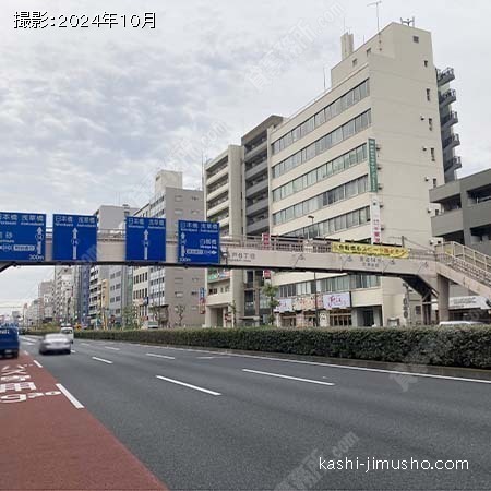 前面道路(京葉道路)