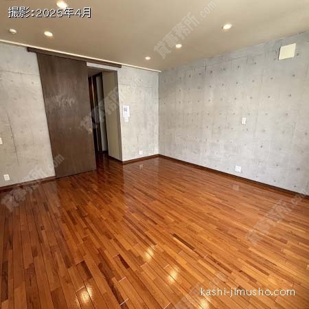 貸室内(3階)